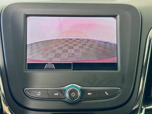 Used 2023 Chevrolet Equinox RS w/ LPO, Floor Liner Package AWD/4WD image 13
