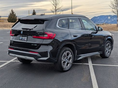 Certified 2025 BMW X1 xDrive28i w/ Technology Package image 5