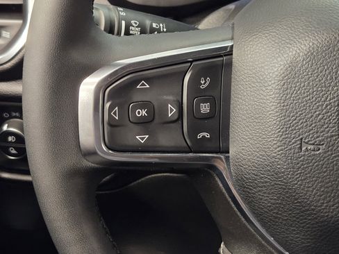 Used 2025 RAM 2500 Laramie AWD/4WD image 28