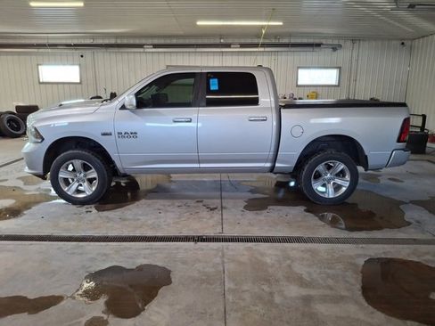 Used 2016 RAM 1500 Sport image 7
