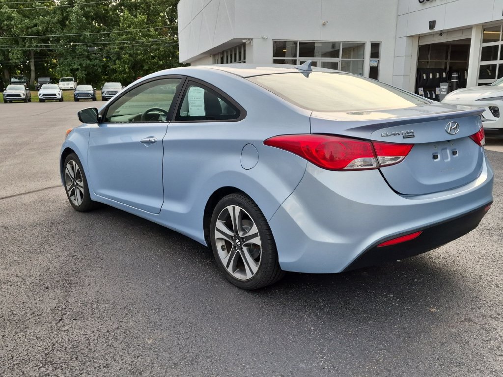 Used 2013 Hyundai Elantra SE w/ Technology Pkg FWD image 12