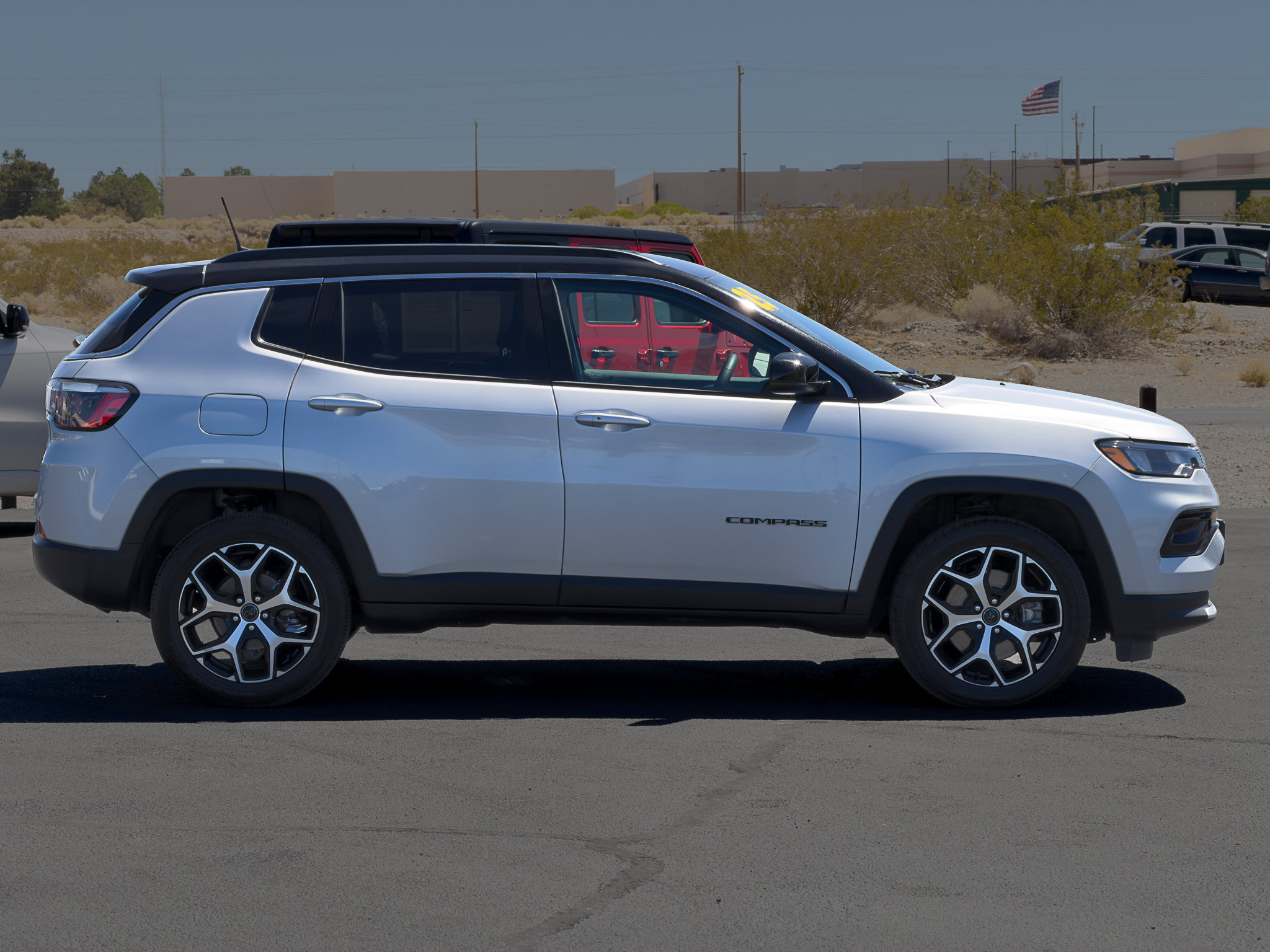 Used 2025 Jeep Compass Limited AWD/4WD image 6