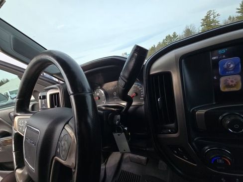 Used 2017 GMC Sierra 3500 Denali w/ Duramax Plus Package image 16