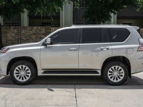 Used 2021 Lexus GX 460 Premium w/ Premium Plus Package AWD/4WD image 21