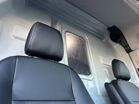 New 2026 Ford Transit 250 148 Medium Roof w/ Exterior Upgrade Package image 17
