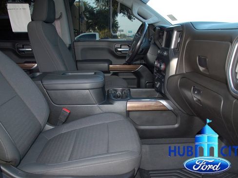 Used 2022 Chevrolet Silverado 1500 RST AWD/4WD image 16