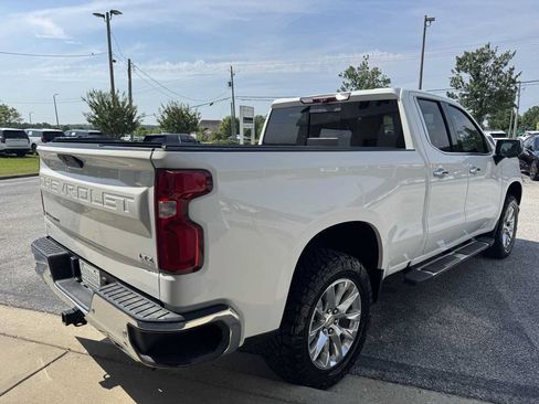 Used 2020 Chevrolet Silverado 1500 LTZ w/ LTZ Plus Package AWD/4WD image 6