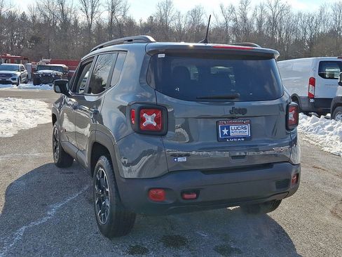 Used 2023 Jeep Renegade Trailhawk w/ Sun/Sound Group image 9