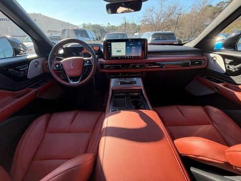 New 2026 Lincoln Aviator Reserve image 10
