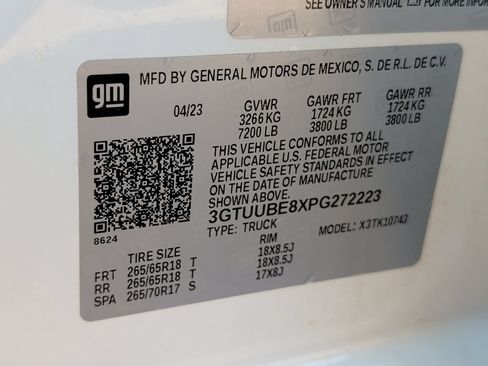 Used 2023 GMC Sierra 1500 SLE w/ X31 Off-Road Package AWD/4WD image 40