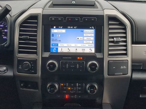 Used 2019 Ford F250 Platinum w/ Platinum Ultimate Package image 16