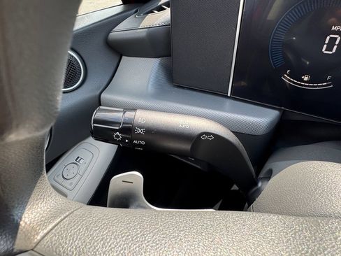Used 2025 Hyundai Sonata SEL FWD image 30