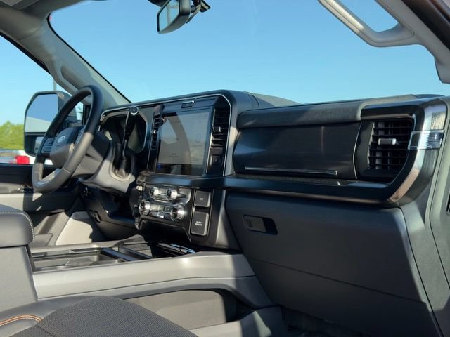 Used 2026 Ford F450 Lariat AWD/4WD image 21