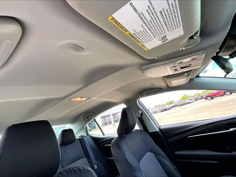 Used 2025 Toyota Camry LE FWD image 14