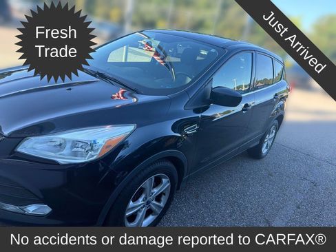 Used 2016 Ford Escape SE FWD image 1