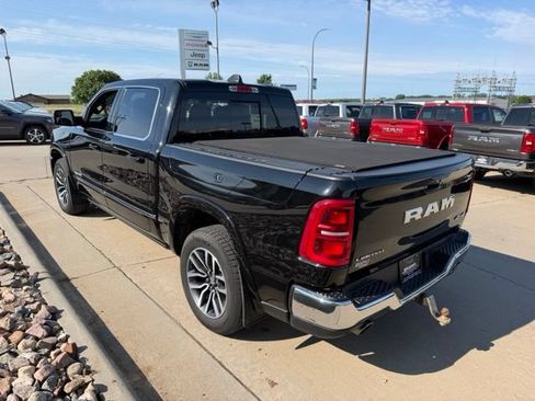 Used 2025 RAM 1500 Limited AWD/4WD image 8