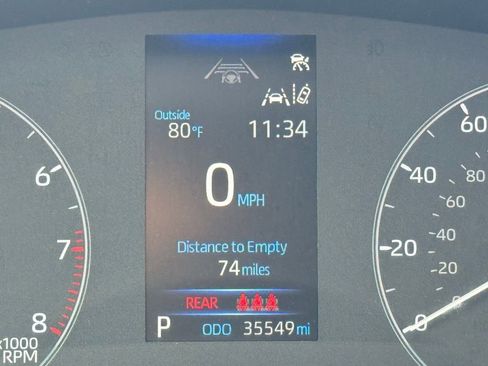 Used 2024 Toyota Corolla Cross L image 28