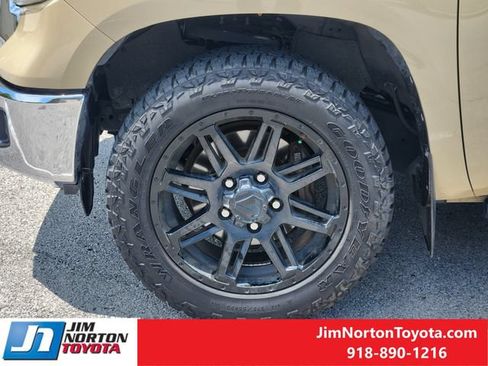 Used 2020 Toyota Tundra SR5 w/ SR5 Upgrade Package RWD image 13