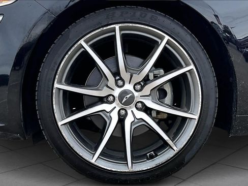 Used 2023 Genesis G70 2.0T RWD image 11