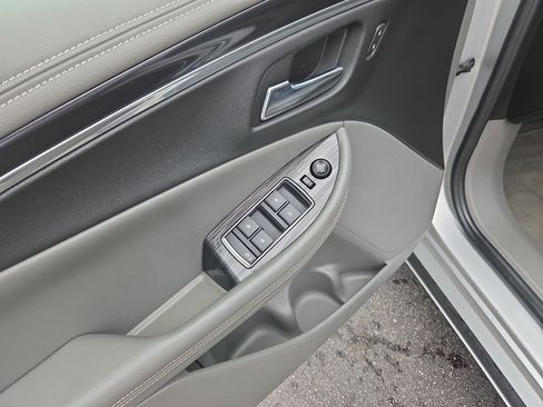 Certified 2018 Chevrolet Impala LT w/ LT Convenience Package FWD image 27