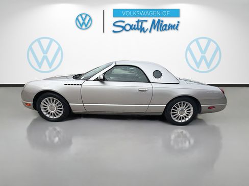 Used 2004 Ford Thunderbird image 4