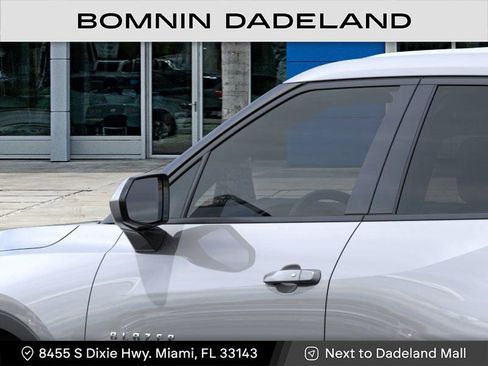 New 2025 Chevrolet Blazer LT image 13