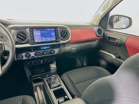 Certified 2023 Toyota Tacoma SR5 w/ Technology Package AWD/4WD image 22