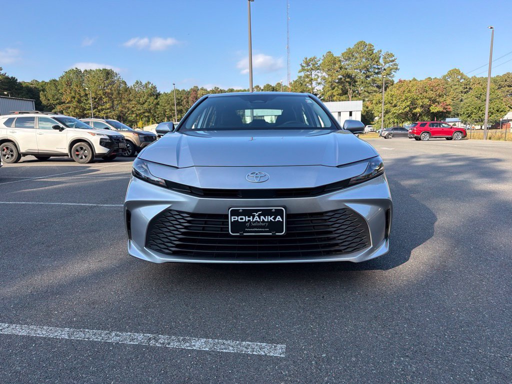 Used 2025 Toyota Camry LE w/ Convenience Package FWD image 3