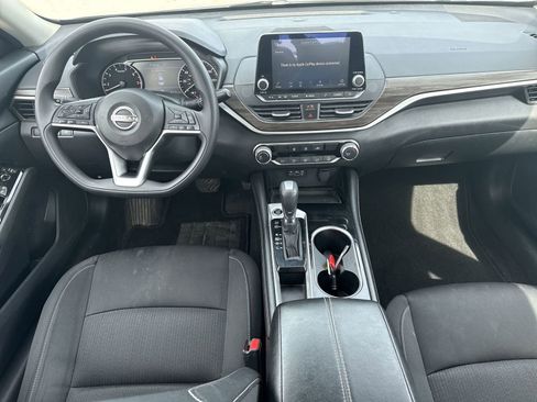 Used 2023 Nissan Altima 2.5 SV image 18