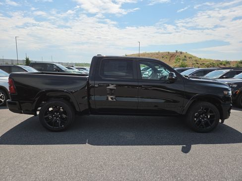 New 2026 RAM 1500 Laramie AWD/4WD image 14