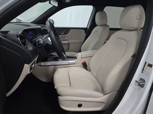 Certified 2025 Mercedes-Benz GLB 250 4MATIC image 13