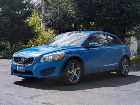 Used 2013 Volvo C30 T5 R-Design FWD image 3