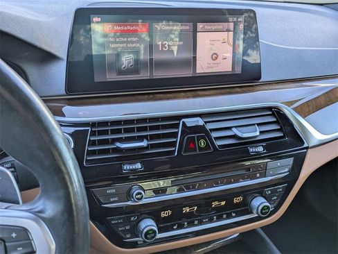 Used 2019 BMW 530i xDrive w/ Convenience Package image 27