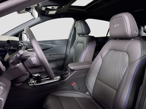 New 2026 Buick Envista Sport Touring w/ Convenience I Package FWD image 20