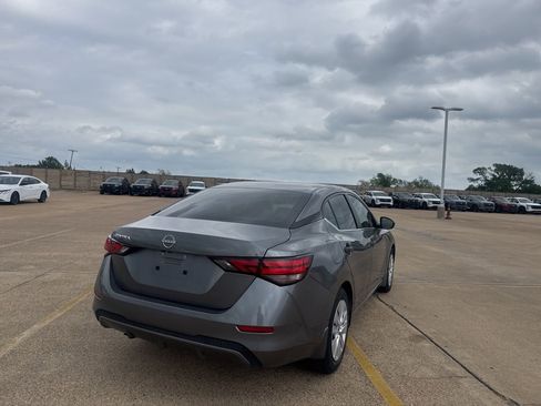 Certified 2024 Nissan Sentra S image 19