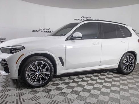 Used 2022 BMW X5 sDrive40i w/ M Sport Package image 5