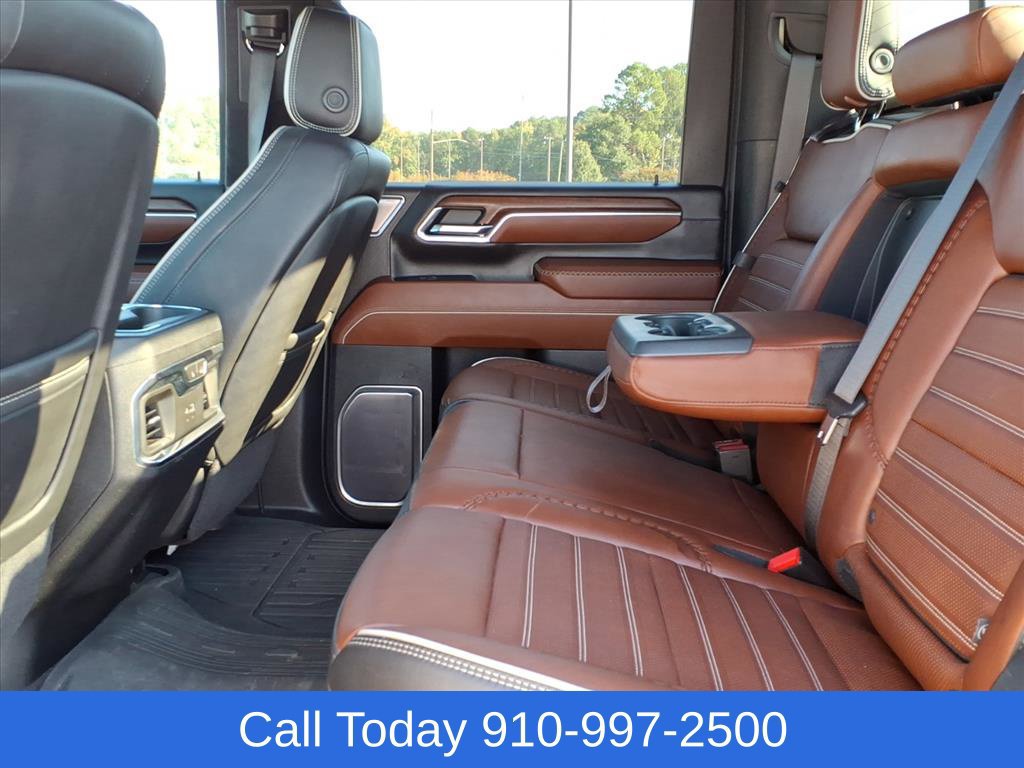 Used 2024 GMC Sierra 2500 Denali Ultimate AWD/4WD image 11