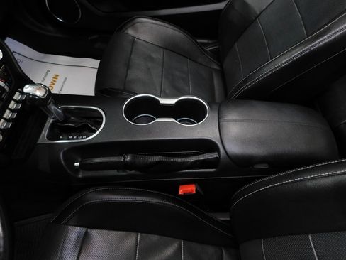 Used 2020 Ford Mustang Premium image 47
