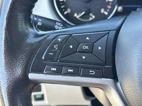 Used 2020 Nissan Rogue Sport SL w/ Premium Package image 8