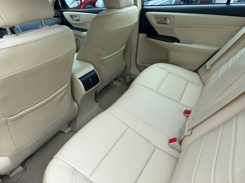 Used 2015 Toyota Camry XLE FWD image 8