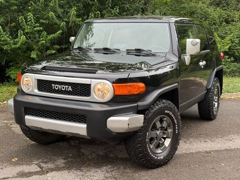 Used 2007 Toyota FJ Cruiser 4WD image 1