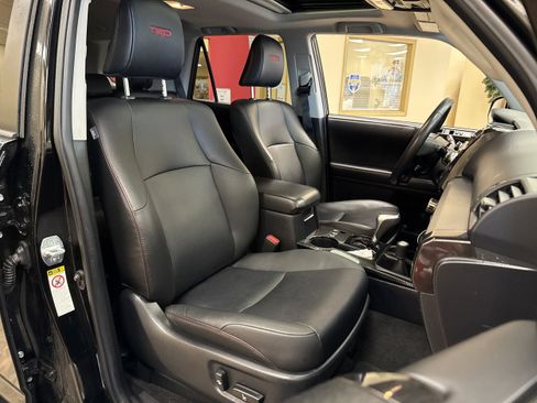 Used 2019 Toyota 4Runner TRD Off-Road Premium image 14