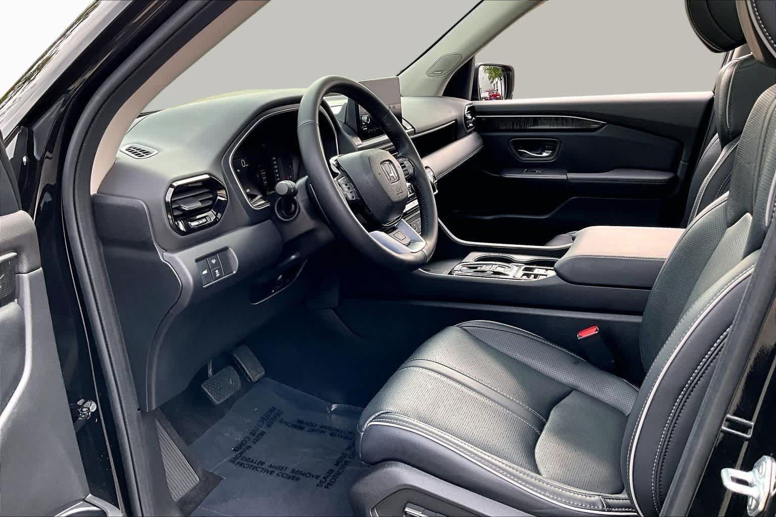 Used 2023 Honda Pilot Elite image 18