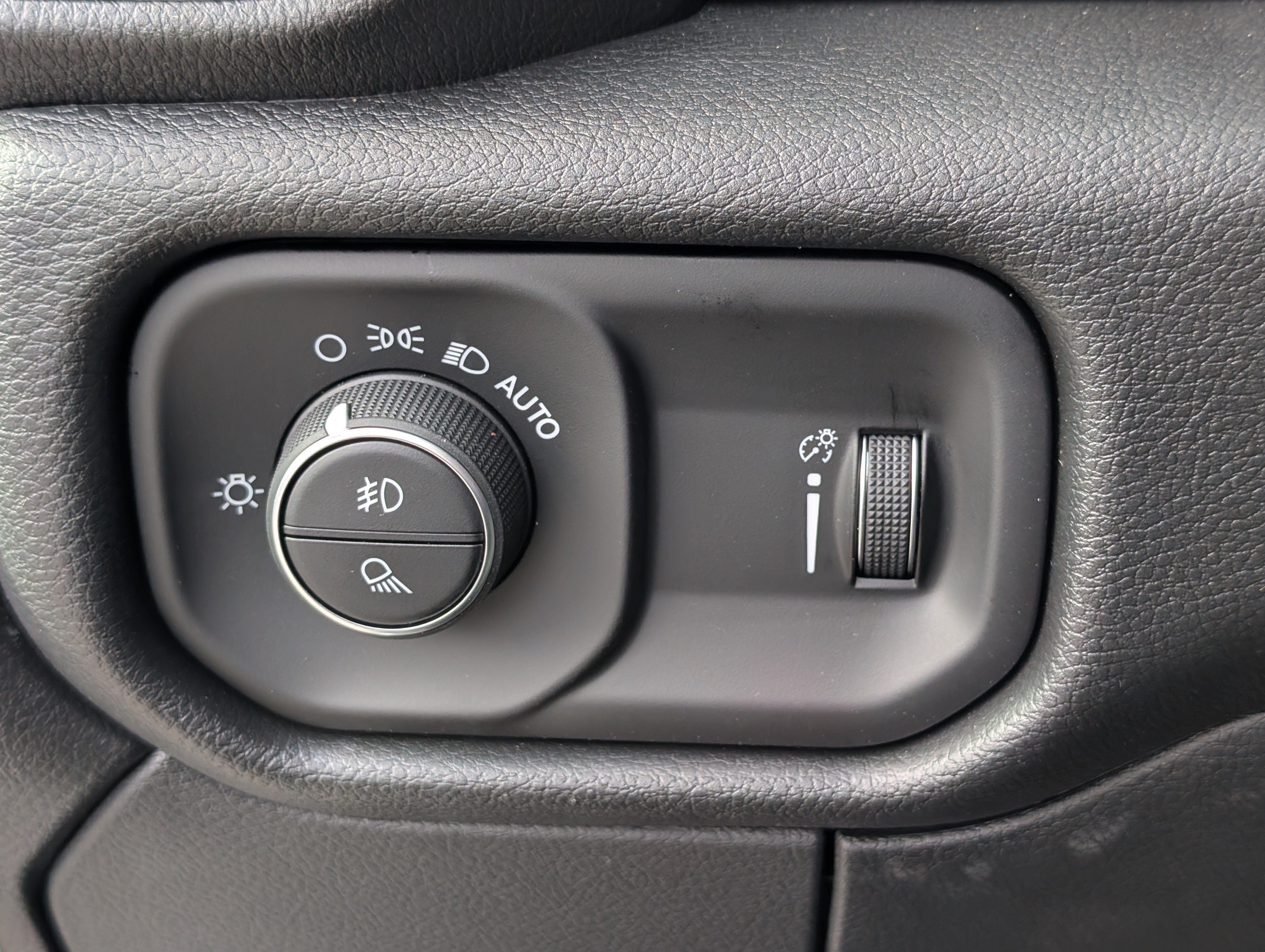 New 2027 RAM 2500 Tradesman AWD/4WD image 19