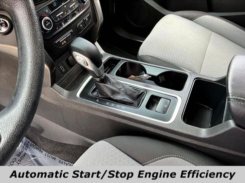 Used 2019 Ford Escape SE AWD/4WD image 18