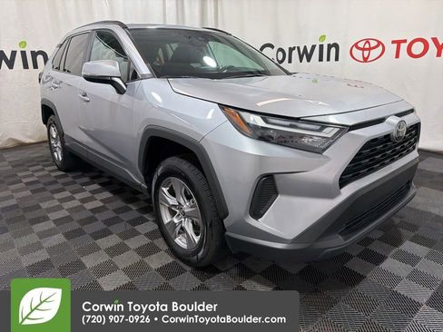 Used 2025 Toyota RAV4 XLE AWD/4WD image 1