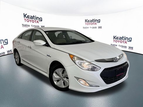 Used 2014 Hyundai Sonata Hybrid FWD image 3