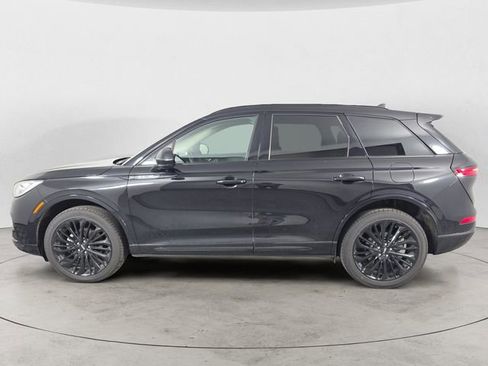 Used 2025 Lincoln Corsair Reserve w/ Equipment Group 202A AWD/4WD image 2