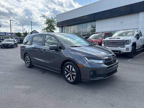 Used 2025 Honda Odyssey EX-L image 1