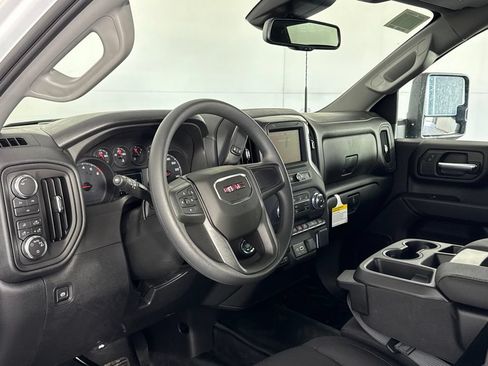 New 2026 GMC Sierra 2500 Pro w/ 1SA Pro Safety Plus Package AWD/4WD image 9
